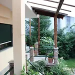 Gasthof Liogerma Káto Loutrákion