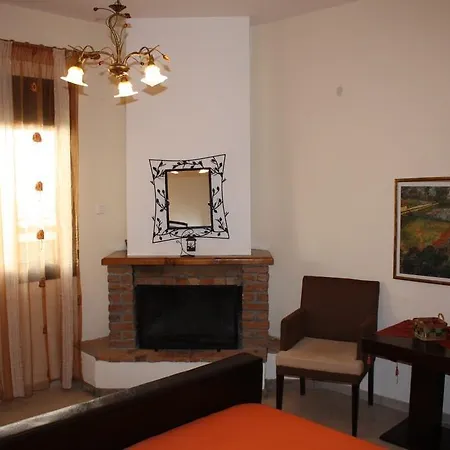 Liogerma Loutraki (Pella)