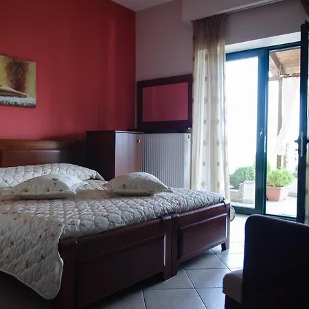 بيت ضيافة Liogerma Káto Loutrákion